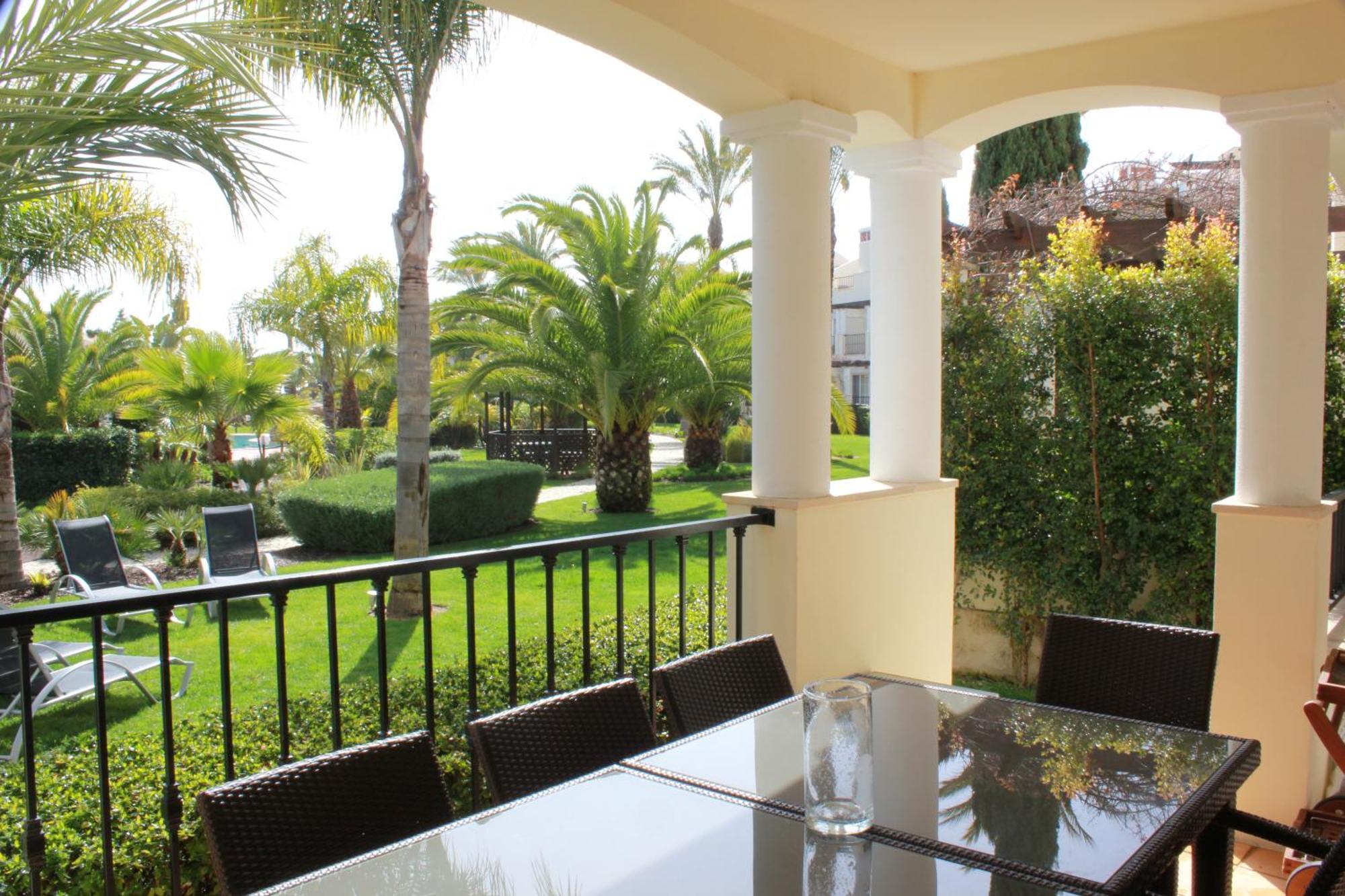 Luxury 3 Bedroom Apartment On Gated Complex Куартейра Екстериор снимка